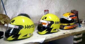 Helme in Arbeit