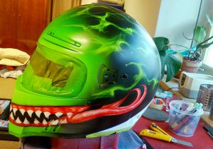 Motorrad-Helm