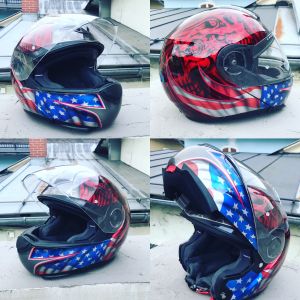 Motorradhelm „Stars and stripes“